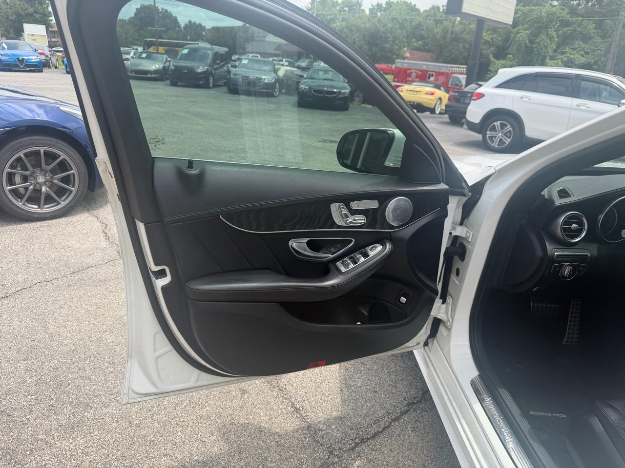 Mercedes-Benz C-Class 4dr Sdn C 400 4MATIC 2015