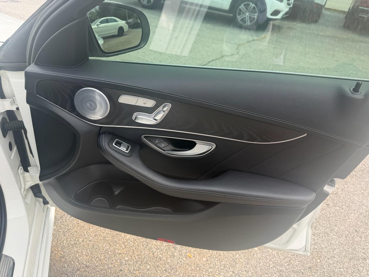 Mercedes-Benz C-Class 4dr Sdn C 400 4MATIC 2015