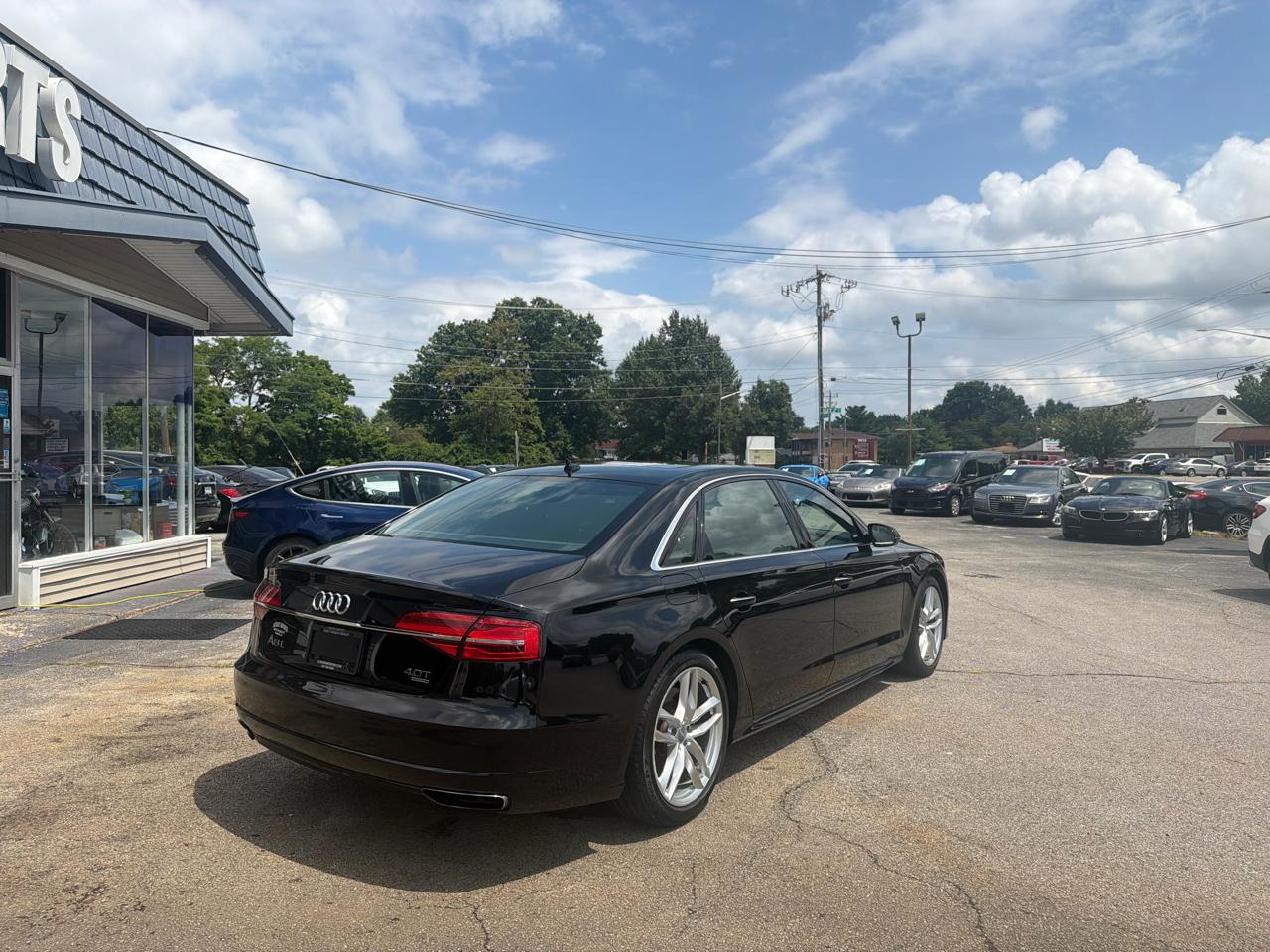 Audi A8 L 4dr Sdn 4.0T Sport 2016