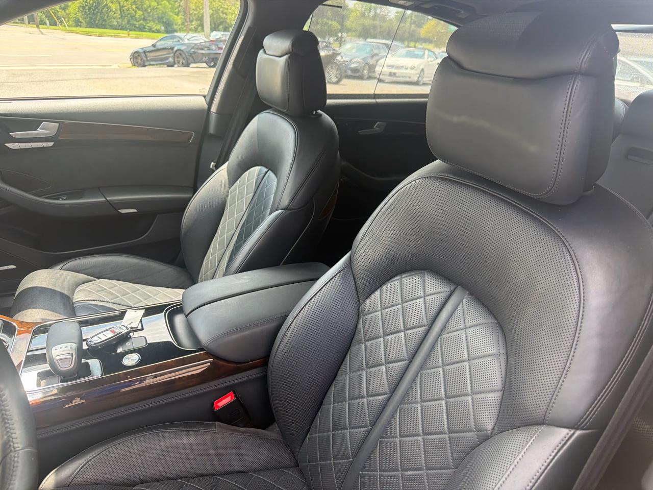 Audi A8 L 4dr Sdn 4.0T Sport 2016
