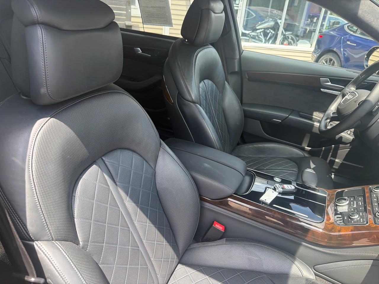 Audi A8 L 4dr Sdn 4.0T Sport 2016