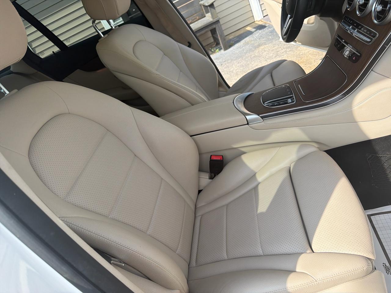 Mercedes-Benz GLC GLC 300 4MATIC SUV 2020