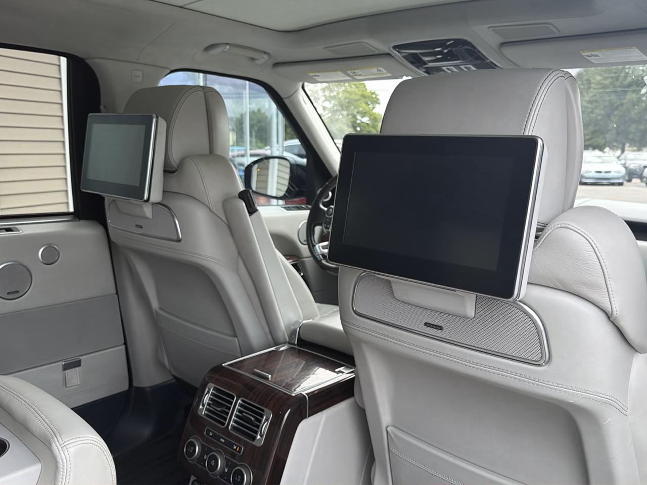 Land Rover Range Rover V8 Supercharged Autobiography LWB 2017