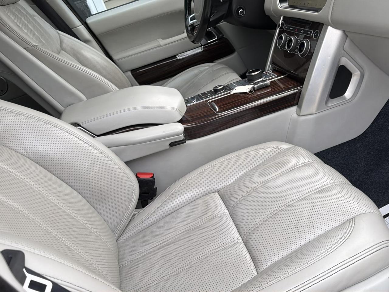 Land Rover Range Rover V8 Supercharged Autobiography LWB 2017