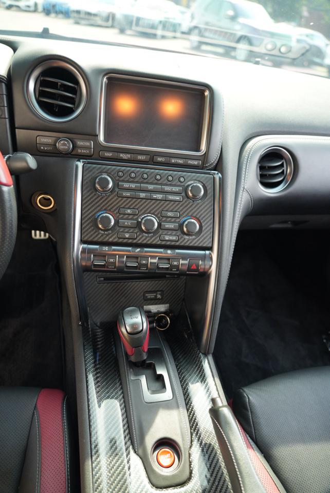 Nissan GT-R 2dr Cpe Black Edition 2015