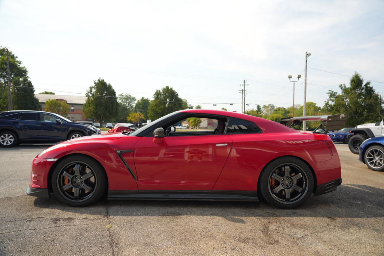 Nissan GT-R 2dr Cpe Black Edition 2015