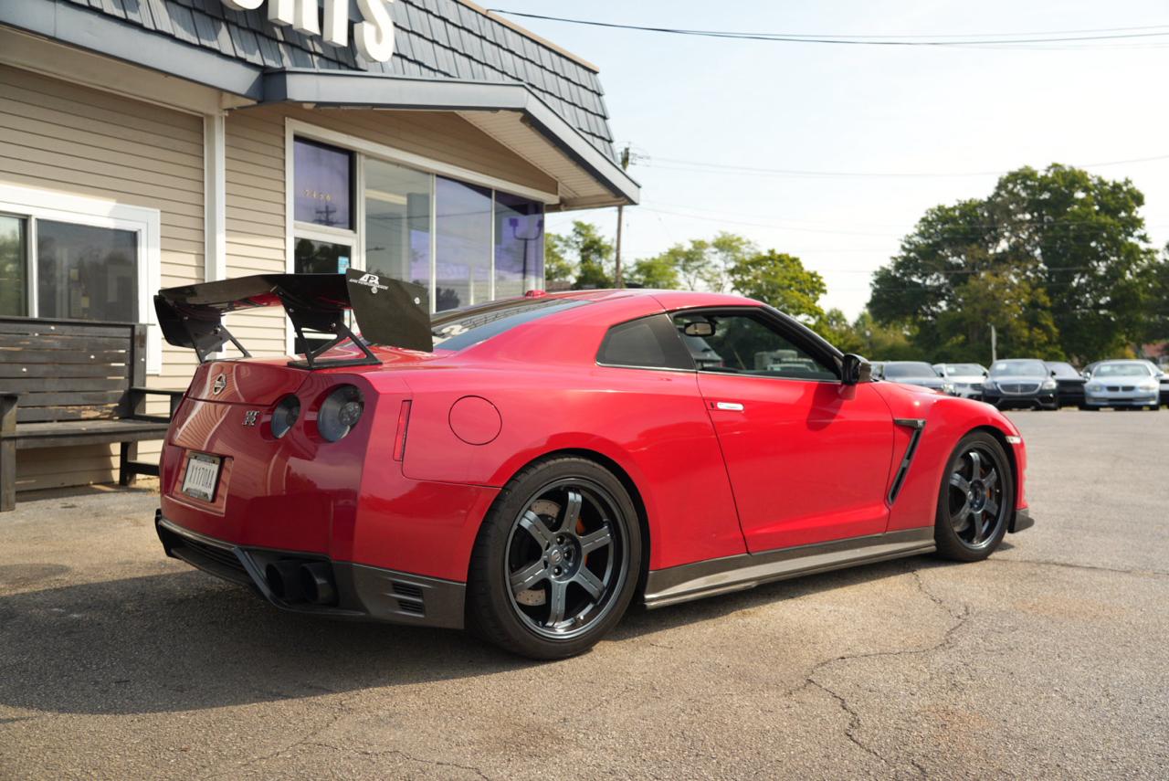 Nissan GT-R 2dr Cpe Black Edition 2015