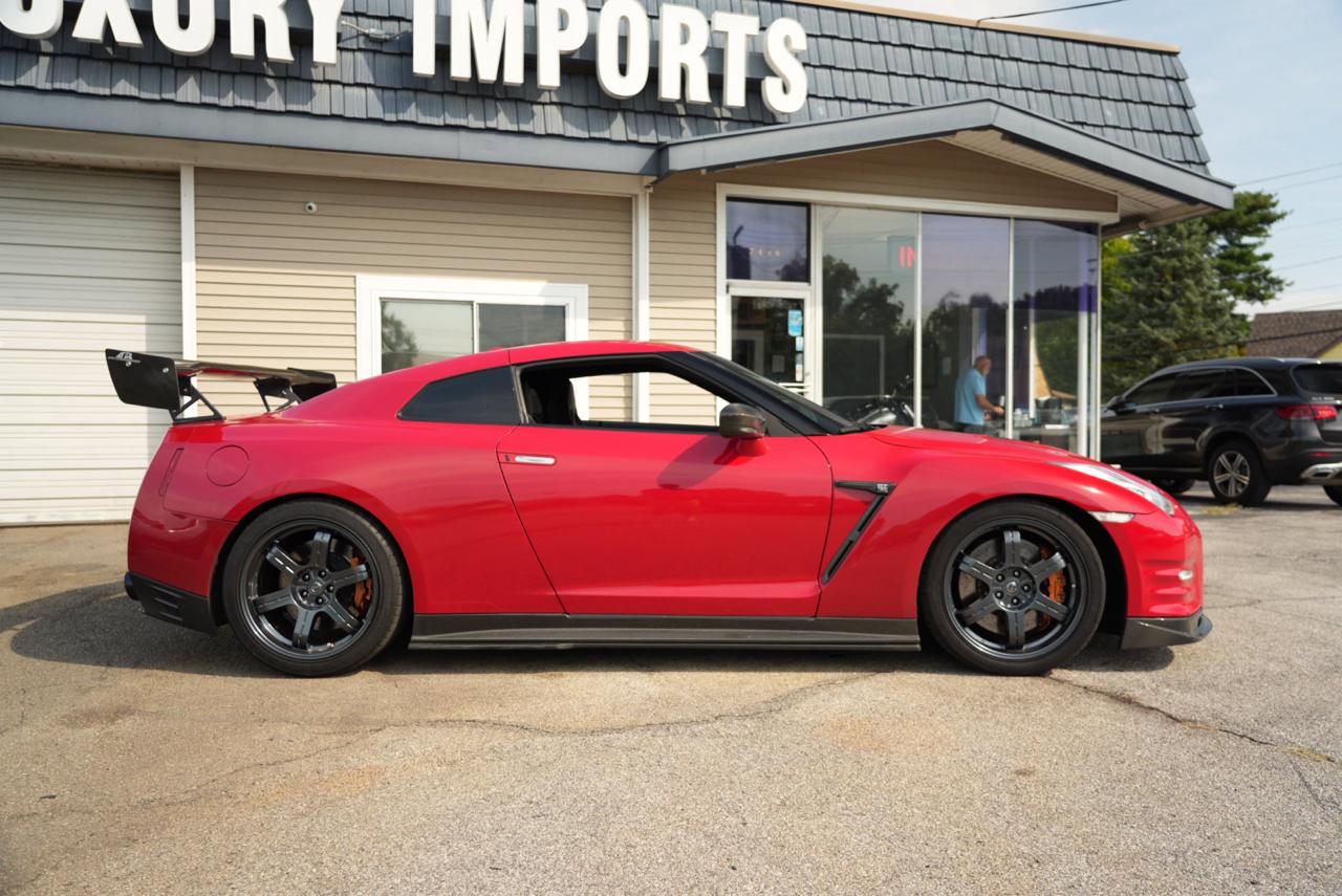 Nissan GT-R 2dr Cpe Black Edition 2015