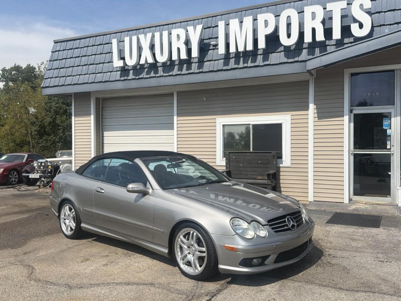 2005 Mercedes-Benz CLK-Class 2dr Cabriolet AMG