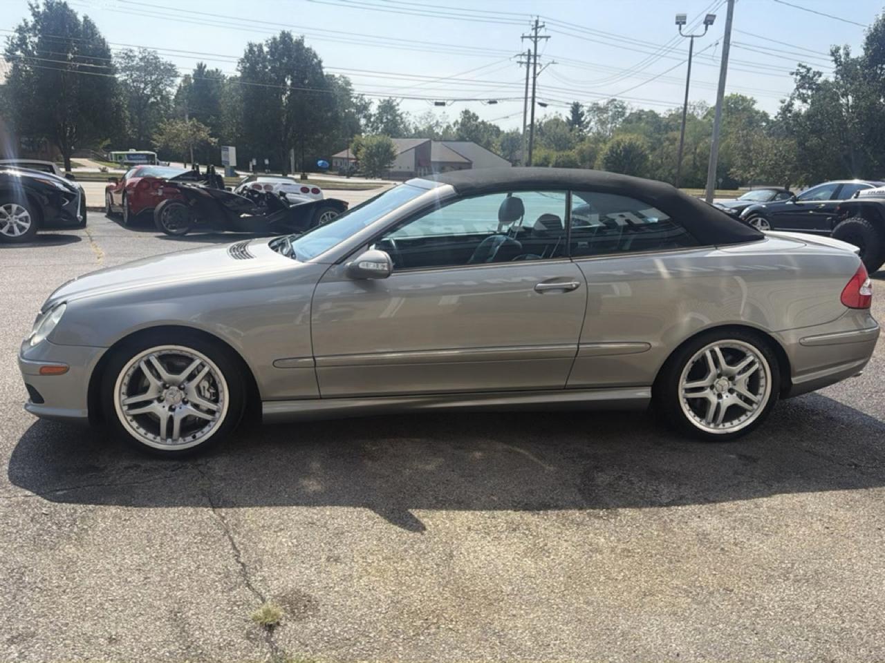 Mercedes-Benz CLK-Class 2dr Cabriolet AMG 2005