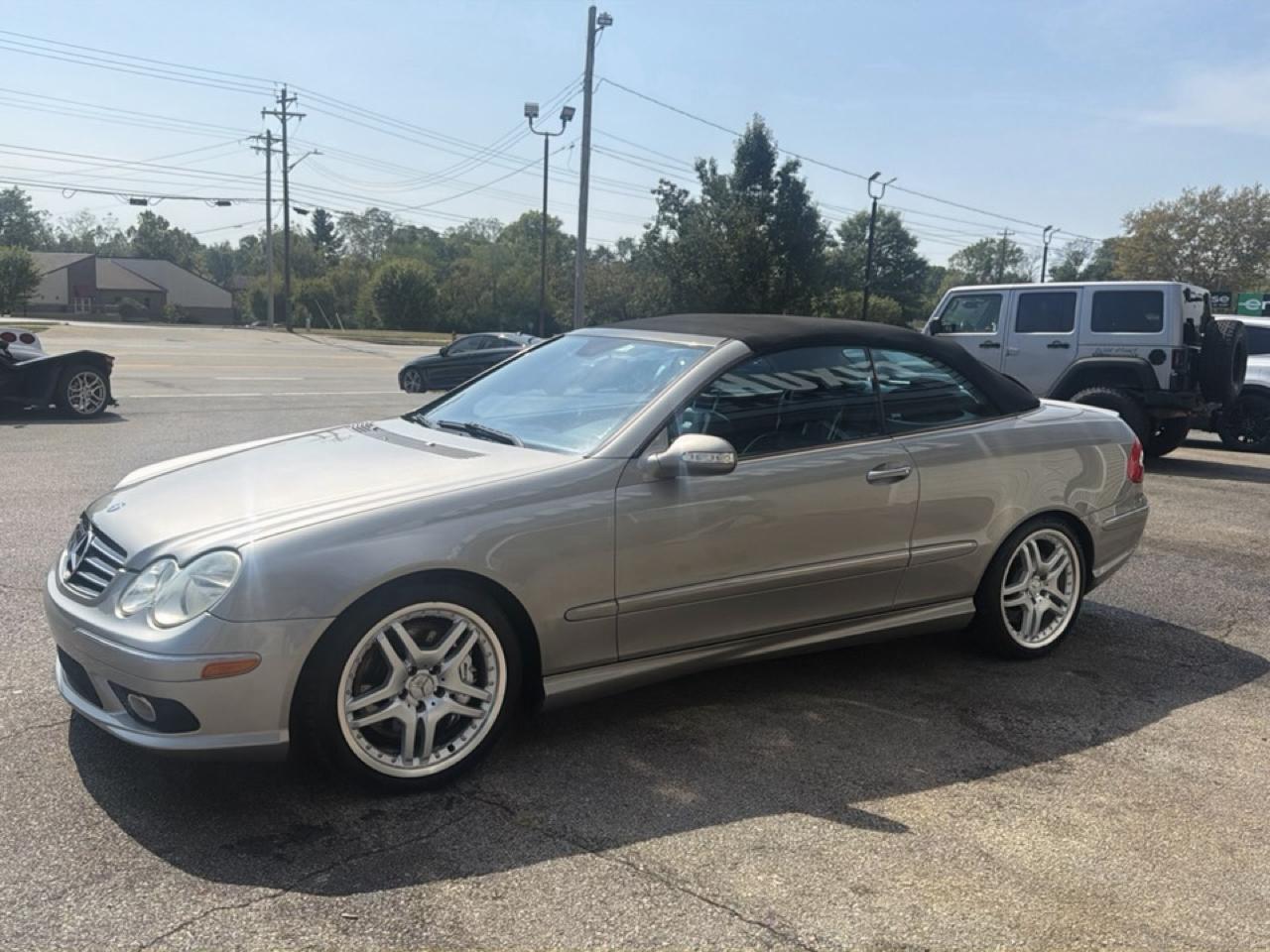 Mercedes-Benz CLK-Class 2dr Cabriolet AMG 2005