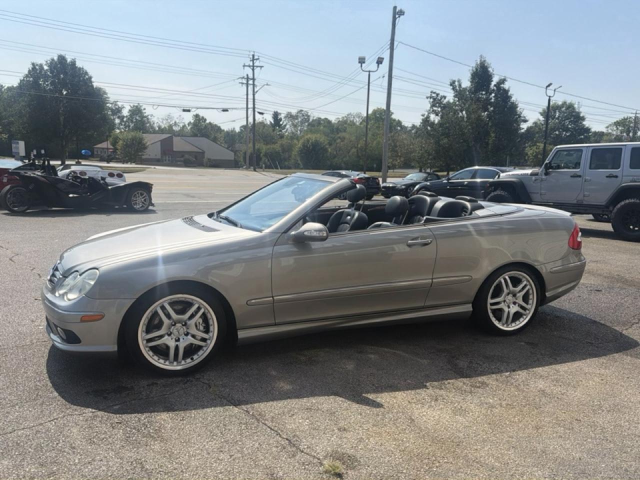 Mercedes-Benz CLK-Class 2dr Cabriolet AMG 2005