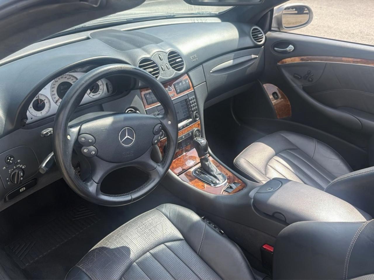 Mercedes-Benz CLK-Class 2dr Cabriolet AMG 2005