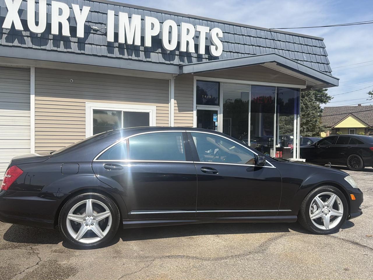 Mercedes-Benz S-Class 4dr Sdn S 550 4MATIC 2010