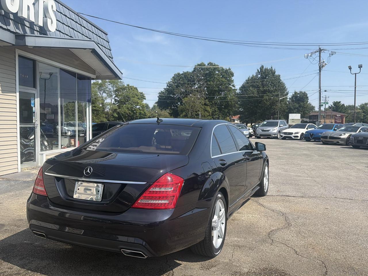 Mercedes-Benz S-Class 4dr Sdn S 550 4MATIC 2010