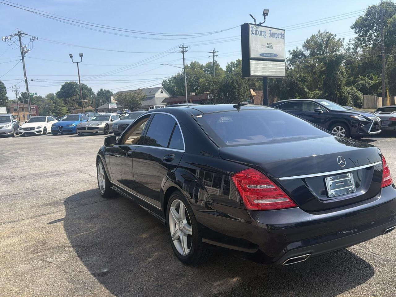 Mercedes-Benz S-Class 4dr Sdn S 550 4MATIC 2010