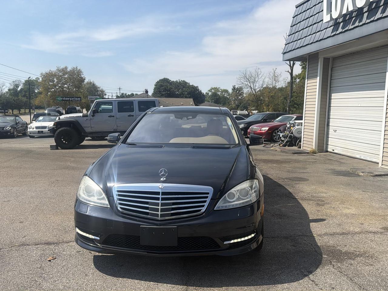 Mercedes-Benz S-Class 4dr Sdn S 550 4MATIC 2010