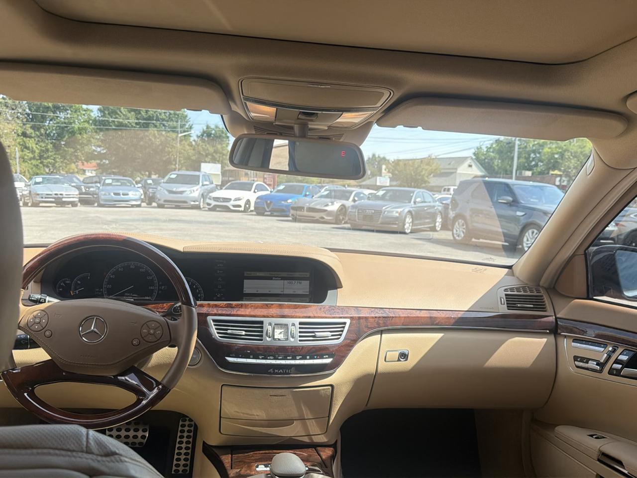 Mercedes-Benz S-Class 4dr Sdn S 550 4MATIC 2010