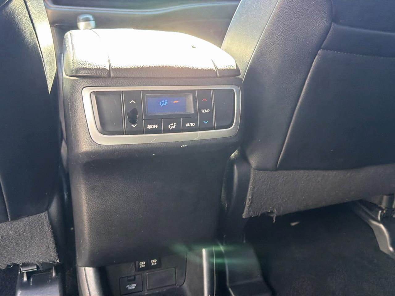 Toyota Highlander XLE V6 AWD (Natl) 2018