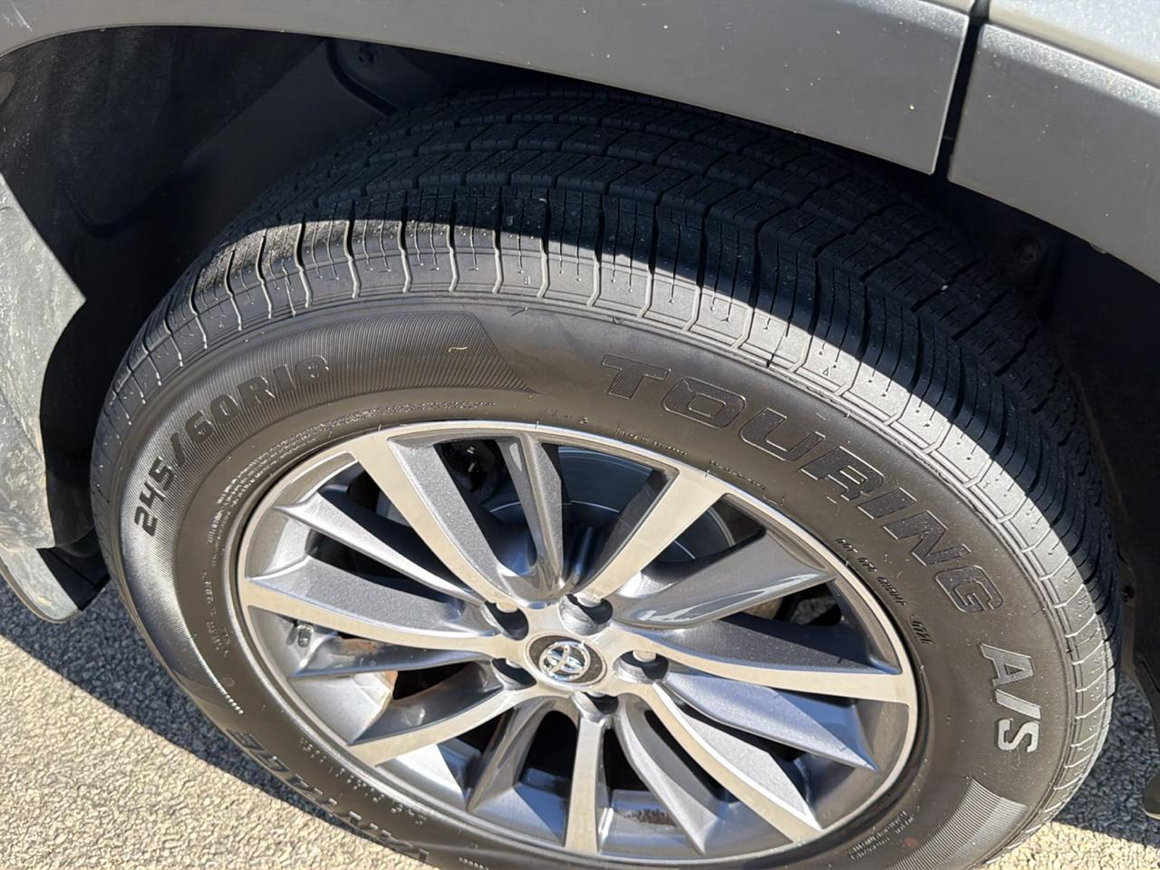 Toyota Highlander XLE V6 AWD (Natl) 2018
