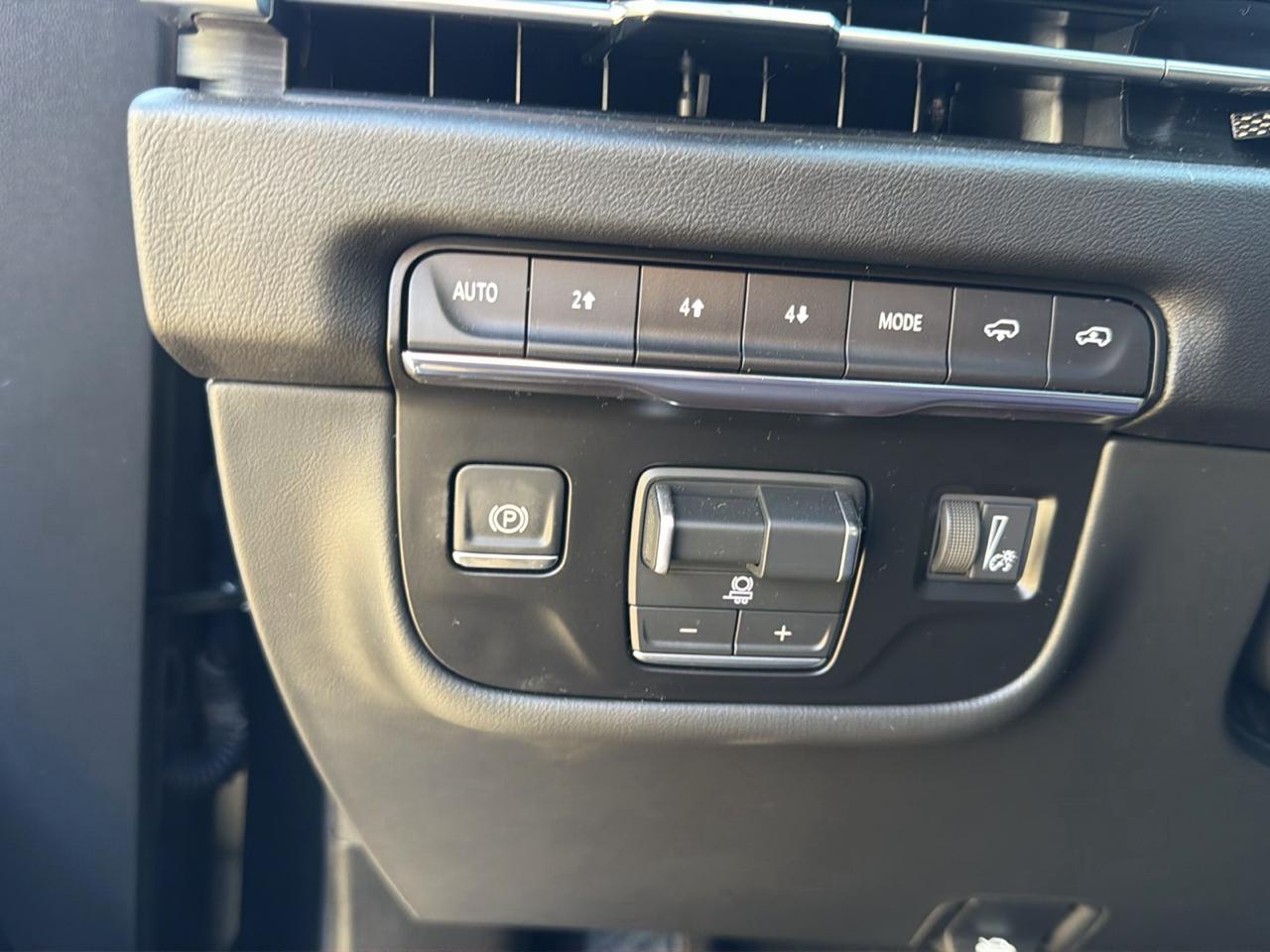 Cadillac Escalade 4WD 4dr Sport 2026