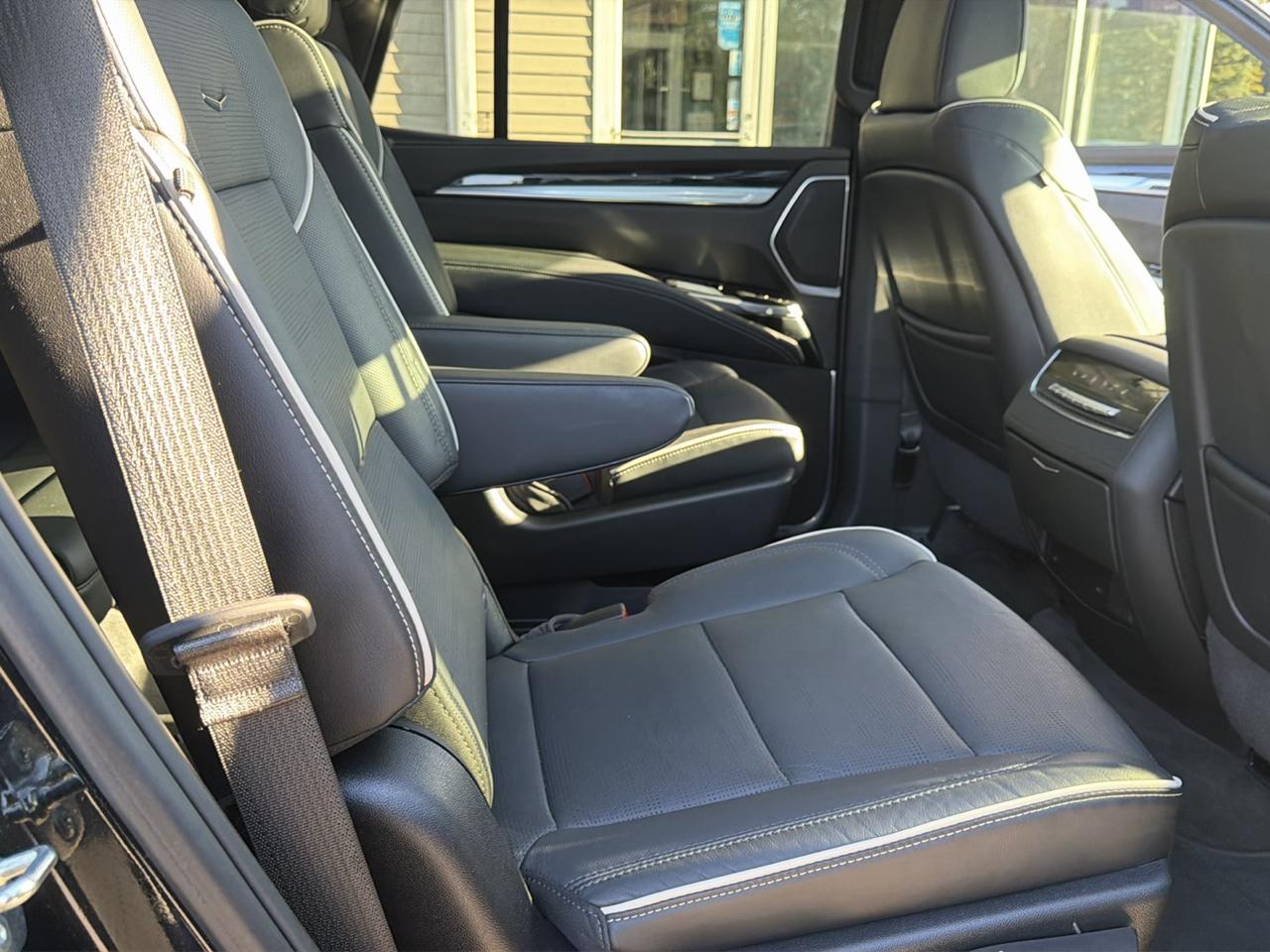 Cadillac Escalade 4WD 4dr Sport 2026