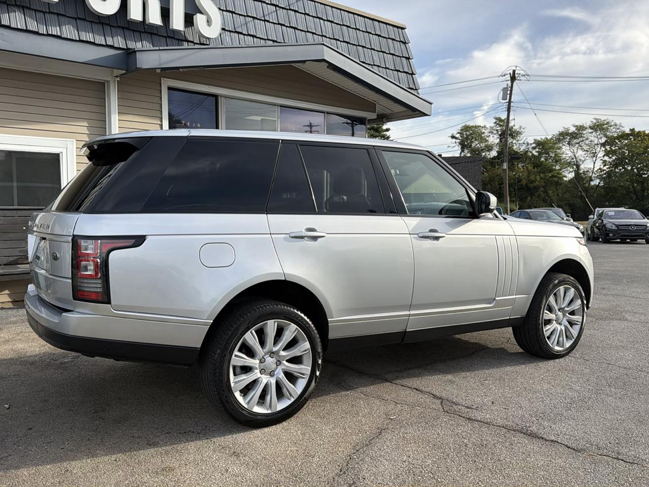 Land Rover Range Rover 4WD 4dr Supercharged 2016