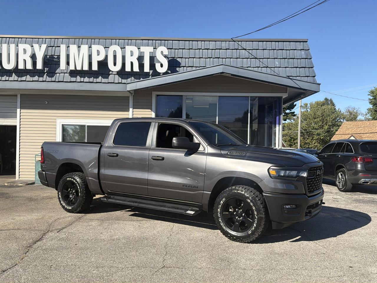 RAM 1500 Warlock 4x4 Crew Cab 5'7" Box 2025
