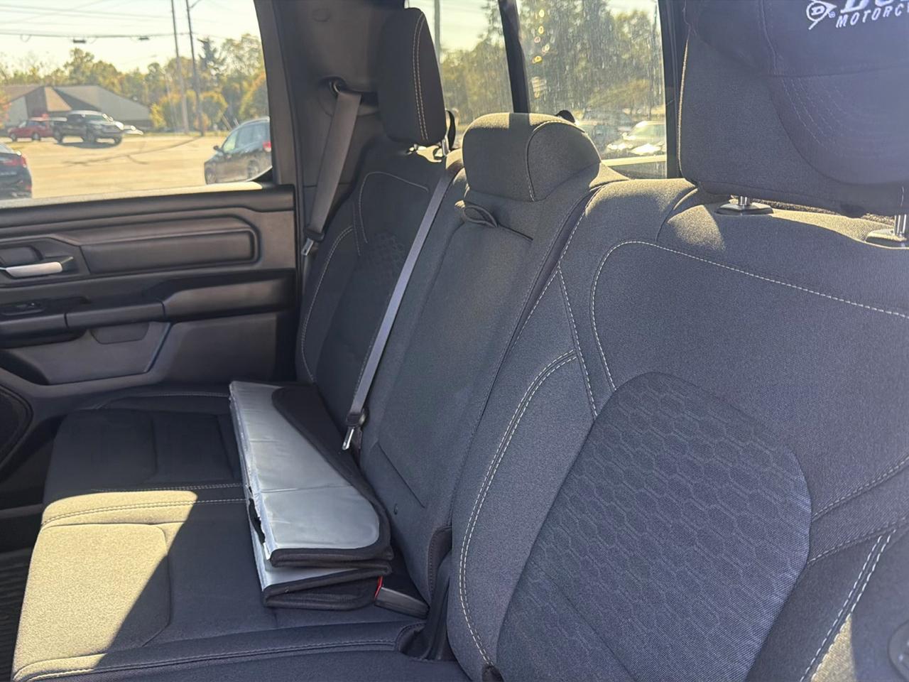 RAM 1500 Warlock 4x4 Crew Cab 5'7" Box 2025
