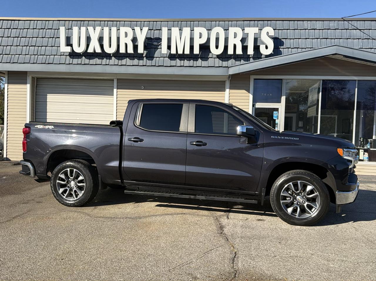 Chevrolet Silverado 1500 4WD Crew Cab 147" LT w/2FL 2022