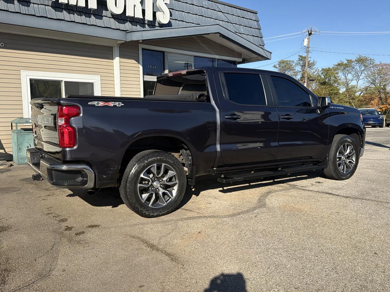 Chevrolet Silverado 1500 4WD Crew Cab 147" LT w/2FL 2022