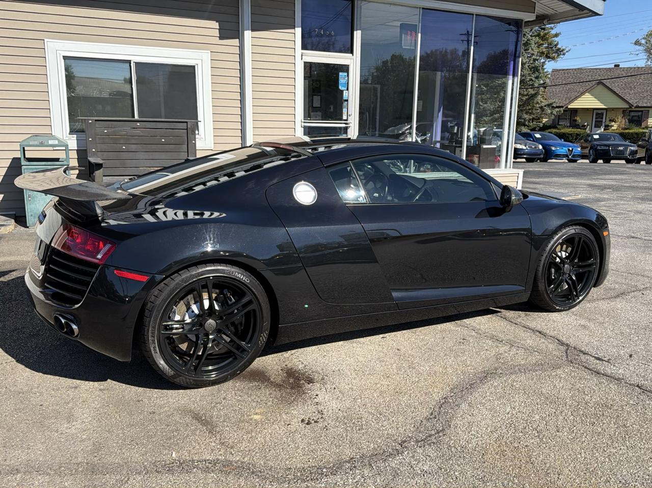 Audi R8 2dr Cpe Man quattro 4.2L 2011