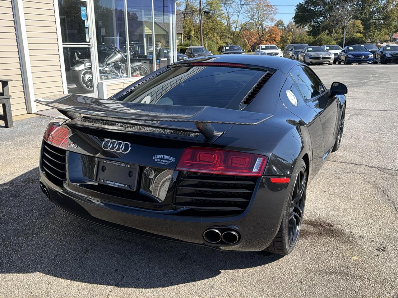 Audi R8 2dr Cpe Man quattro 4.2L 2011