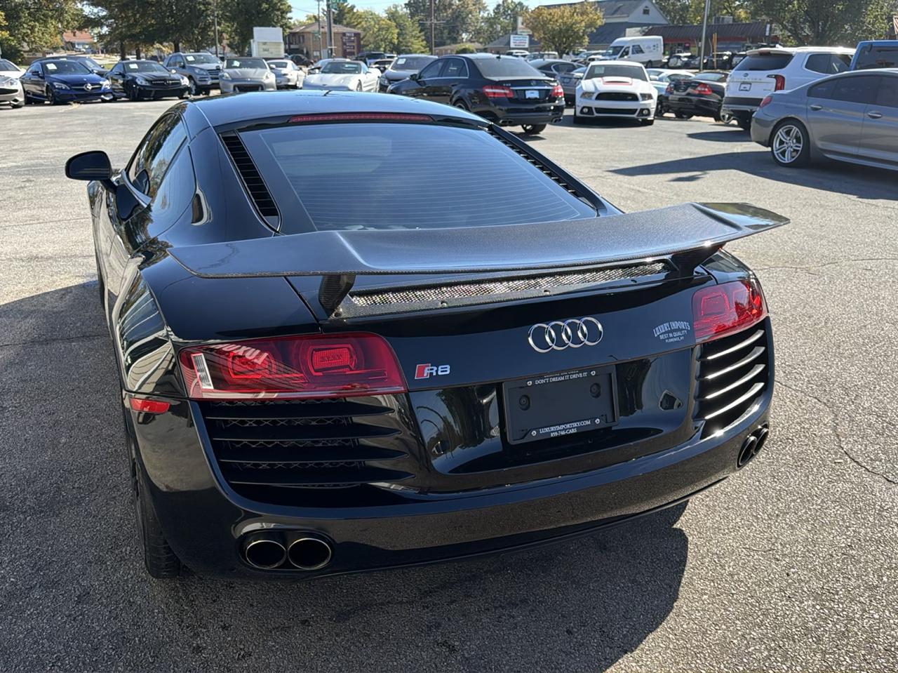 Audi R8 2dr Cpe Man quattro 4.2L 2011