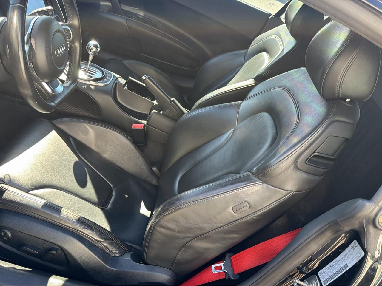 Audi R8 2dr Cpe Man quattro 4.2L 2011