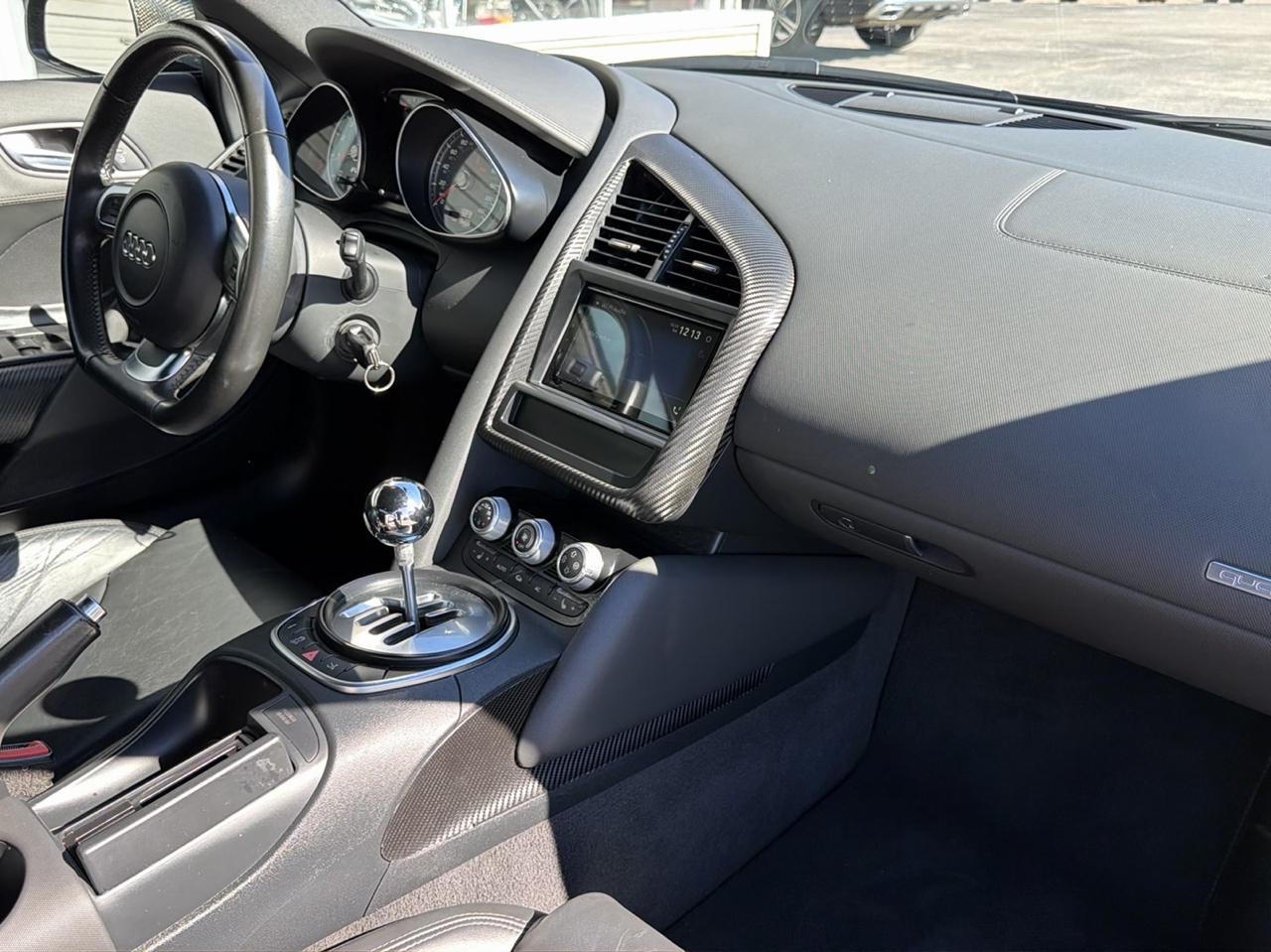 Audi R8 2dr Cpe Man quattro 4.2L 2011