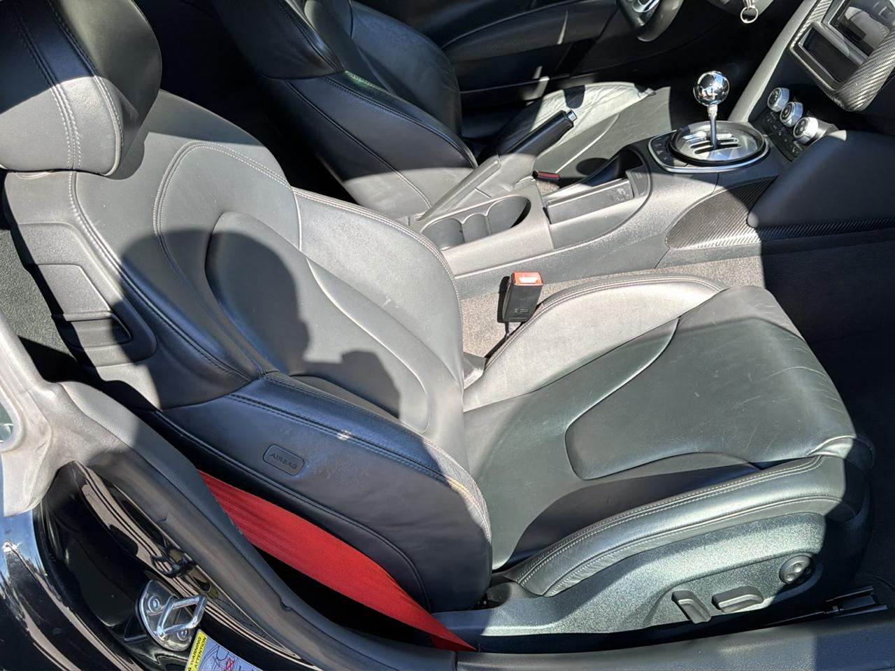 Audi R8 2dr Cpe Man quattro 4.2L 2011