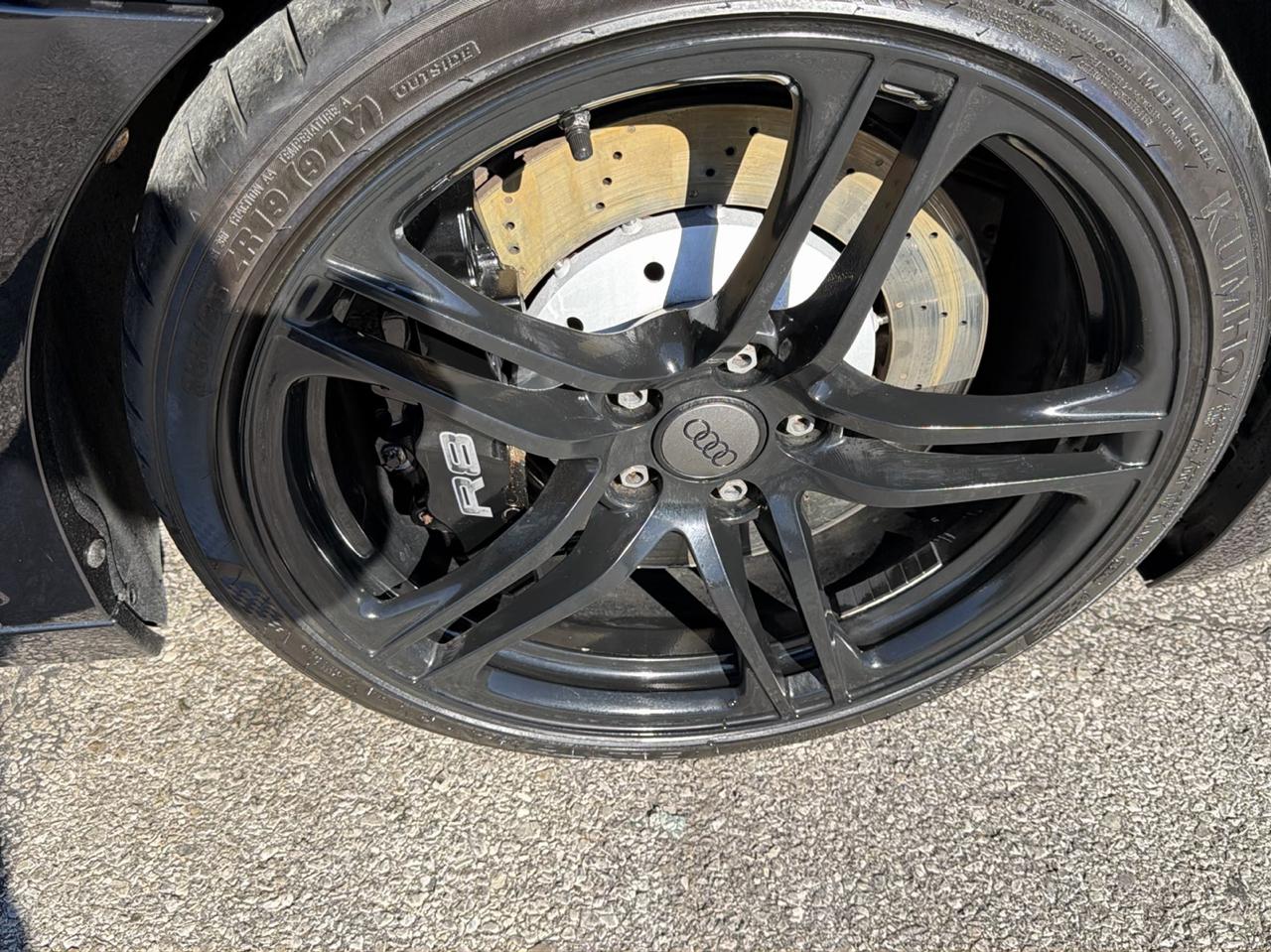 Audi R8 2dr Cpe Man quattro 4.2L 2011