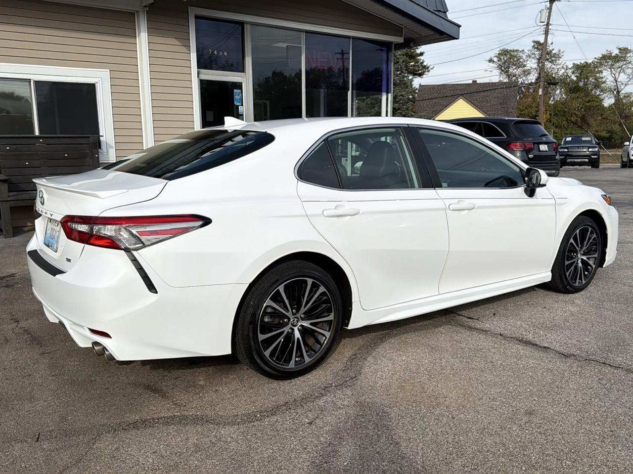 Toyota Camry XLE Auto (Natl) 2019
