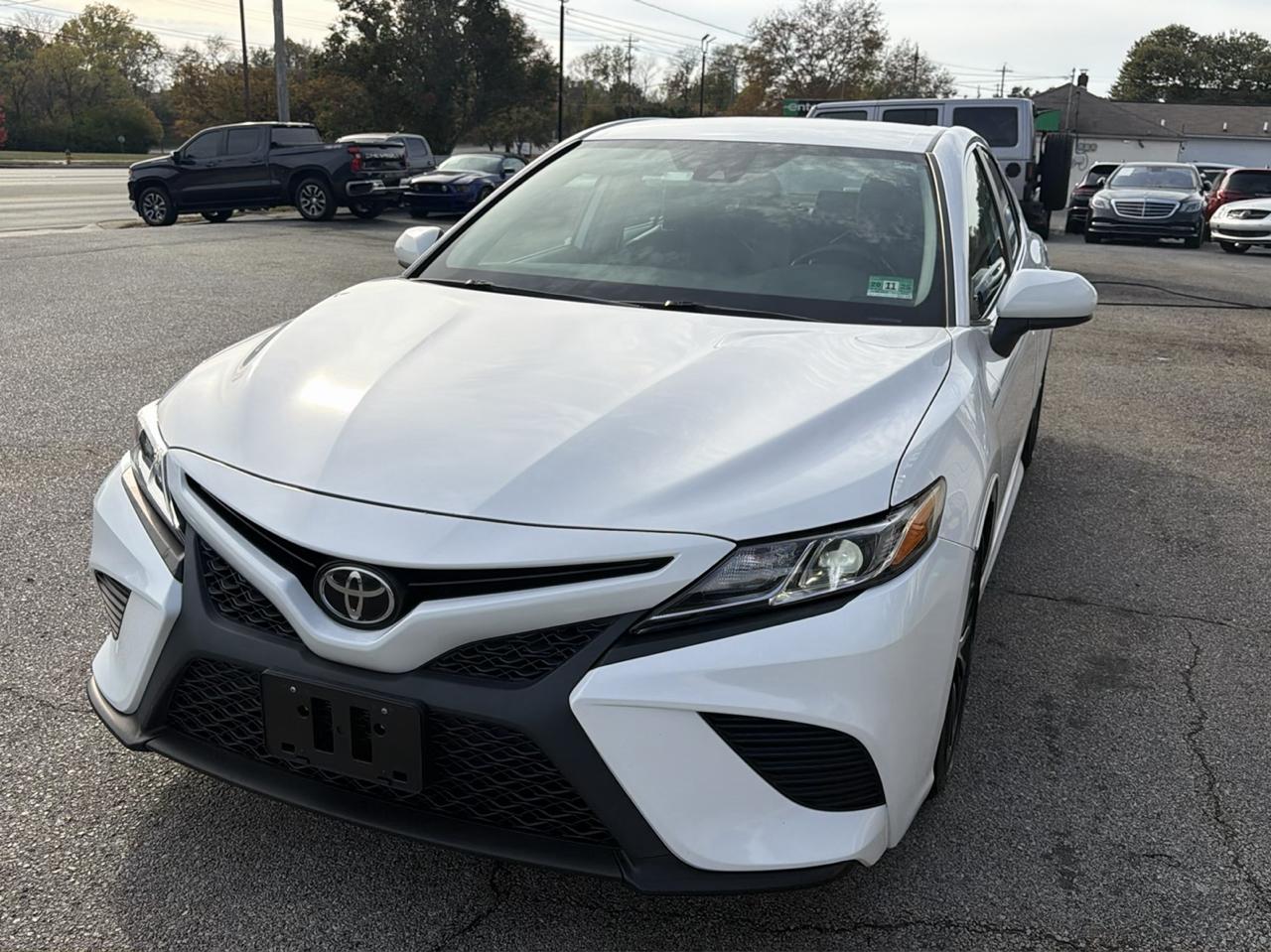 Toyota Camry XLE Auto (Natl) 2019