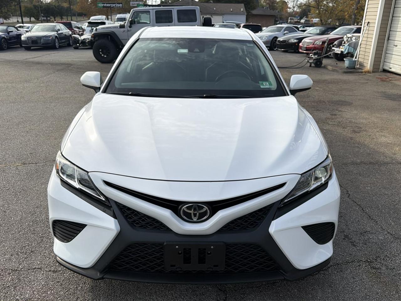 Toyota Camry XLE Auto (Natl) 2019