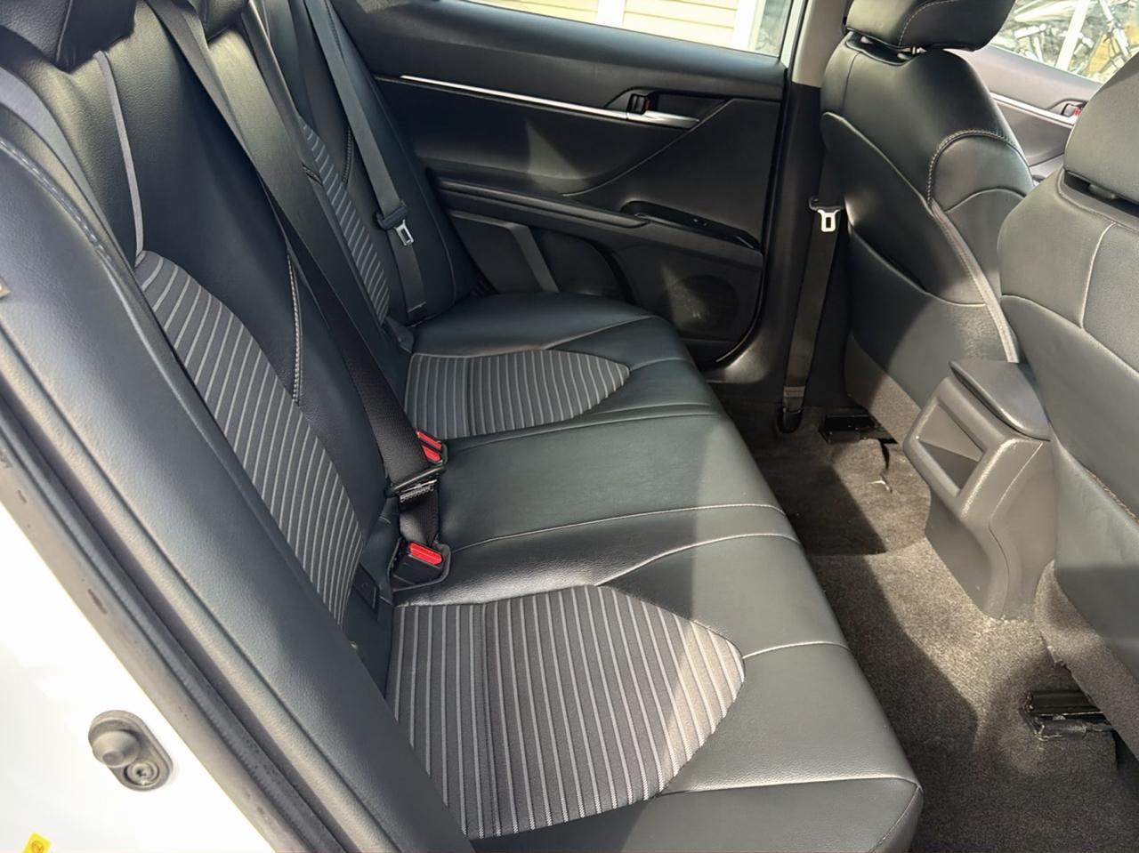 Toyota Camry XLE Auto (Natl) 2019