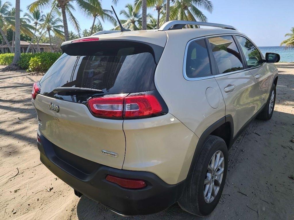 Jeep Cherokee Latitude 4WD 2015
