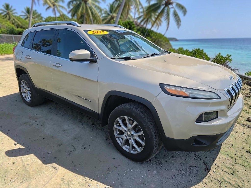 Jeep Cherokee Latitude 4WD 2015