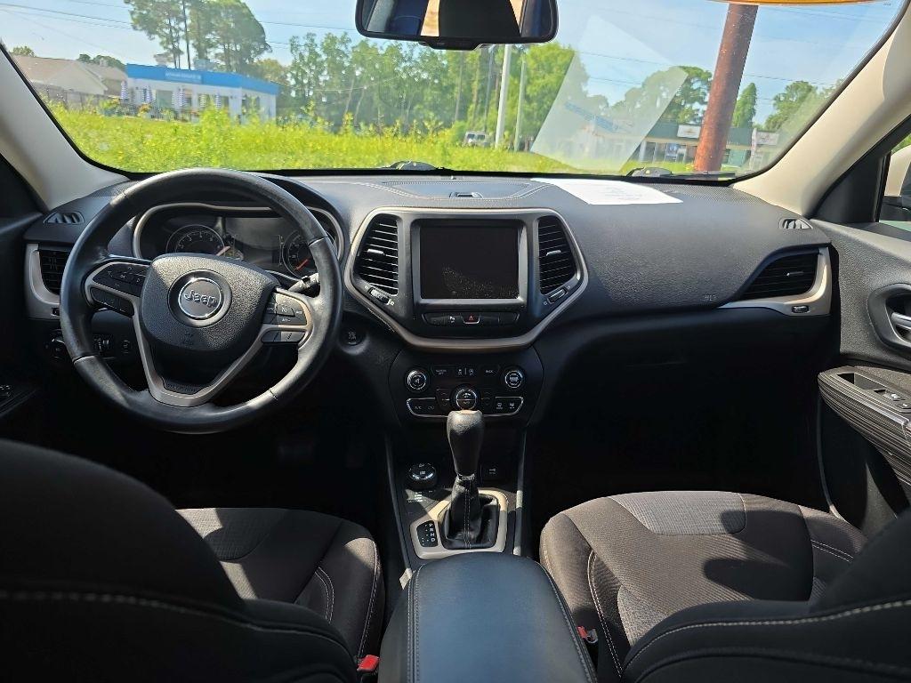 Jeep Cherokee Latitude 4WD 2015