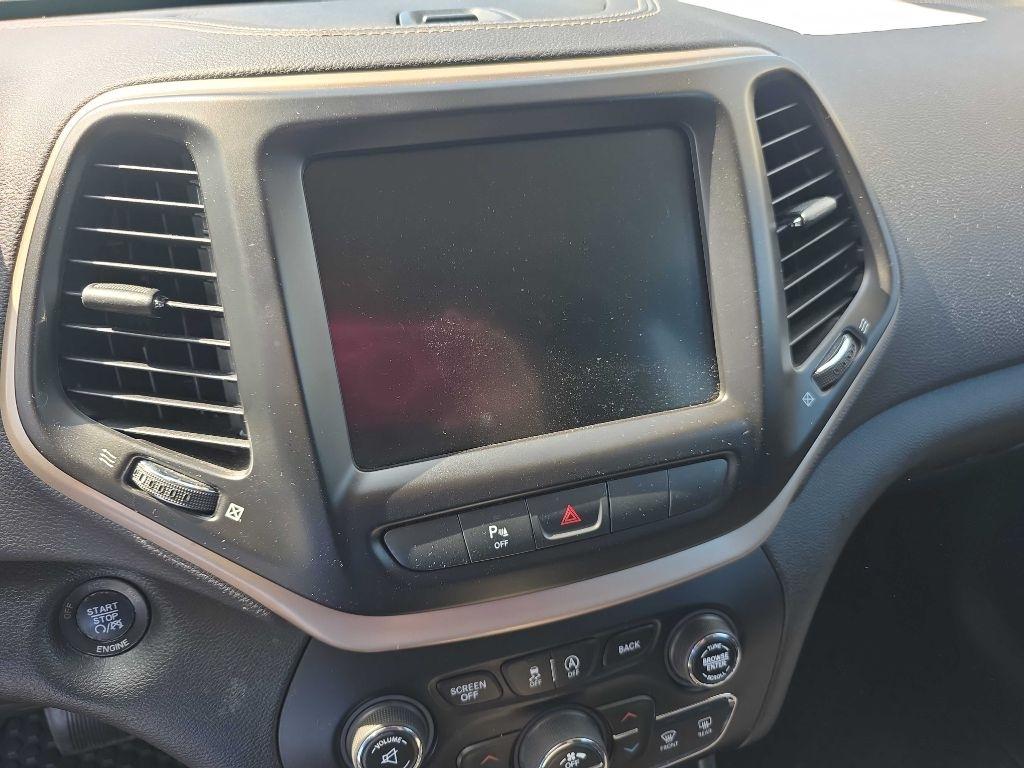 Jeep Cherokee Latitude 4WD 2015