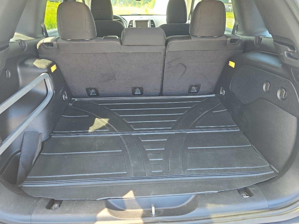 Jeep Cherokee Latitude 4WD 2015