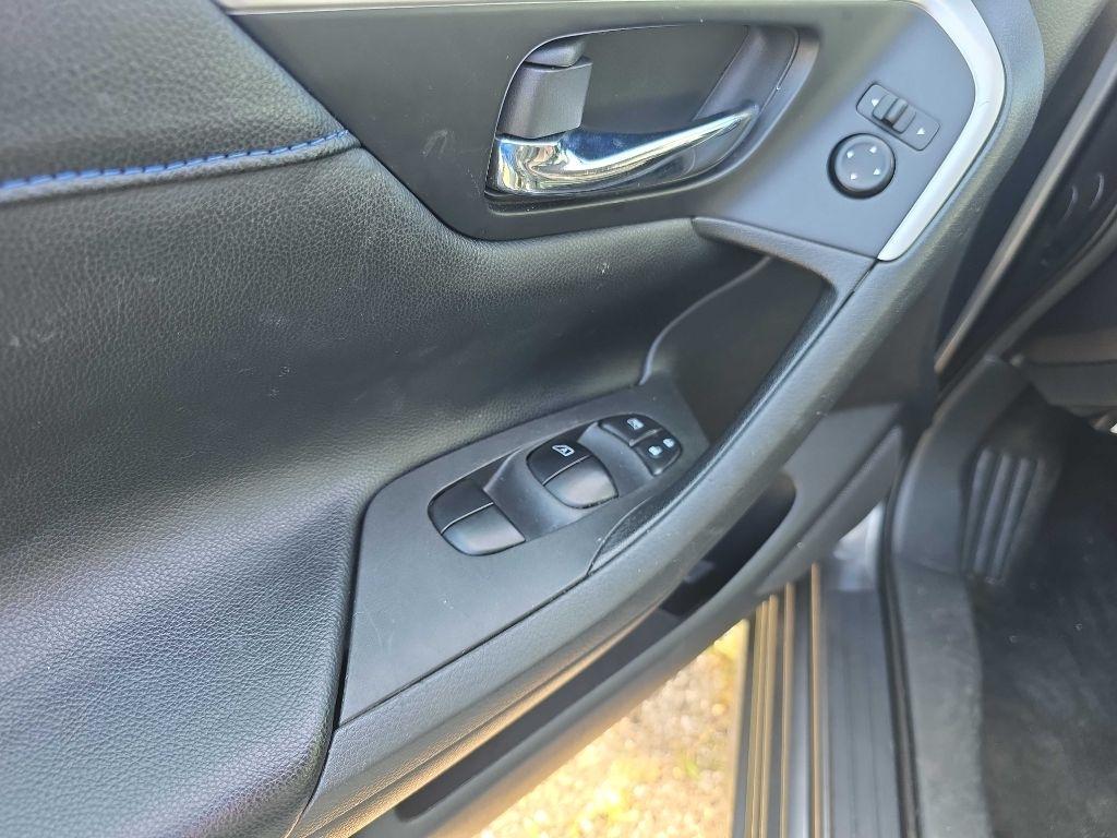 Nissan Altima 2.5 SR 2017