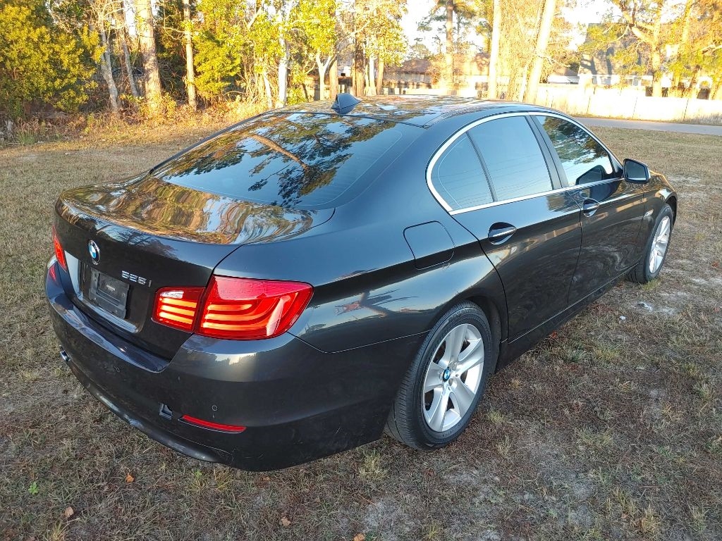 BMW 5-Series 528i 2012 BMW 5-Series 528i 2012