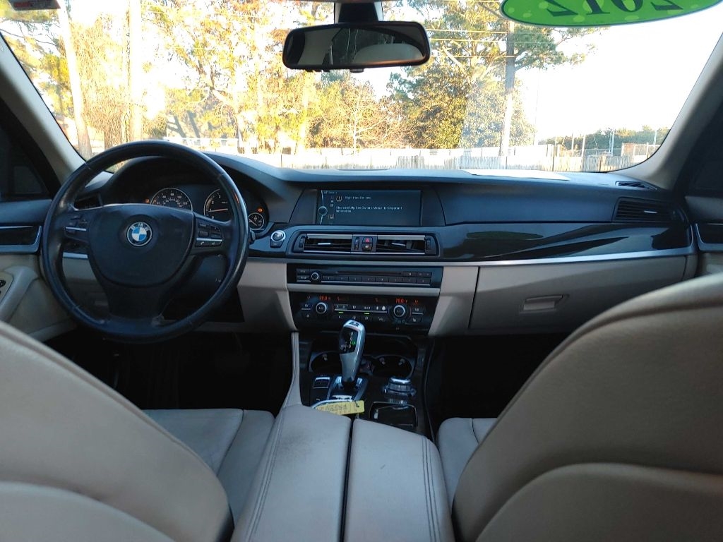 BMW 5-Series 528i 2012 BMW 5-Series 528i 2012